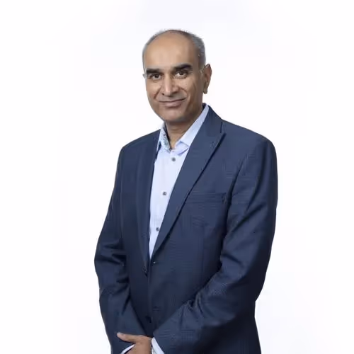 Mr Amit Patel, Consultant Ophthalmologist at The Vesey Private Hospital, Sutton Coldfield